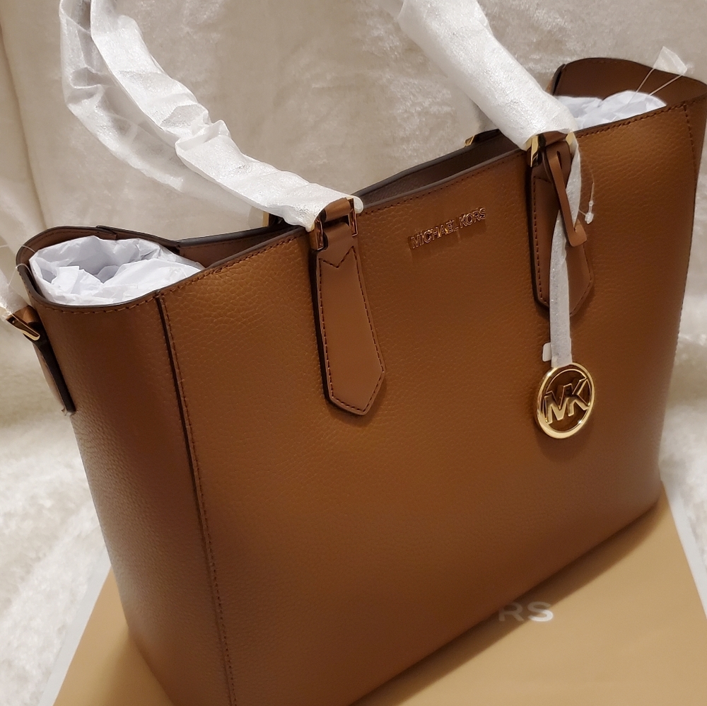 MICHAEL KORS - KIMBERLY 3in1 TOTE - Picture 4 of 8